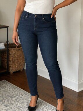 PAIGE Skyline Skinny Jeans 31 Dark Wash Mid Rise Stretch